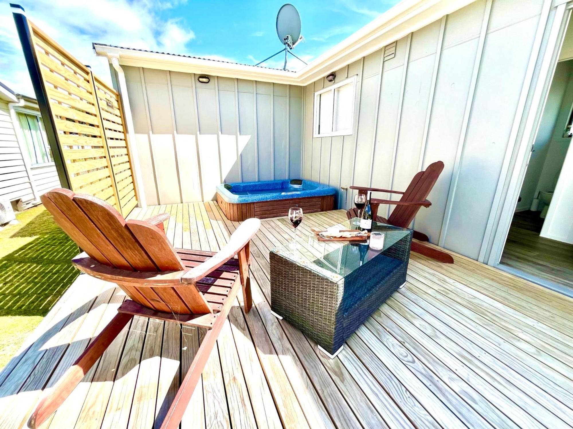 Lake Life With A Hot Tub Villa Mangakino Exterior foto